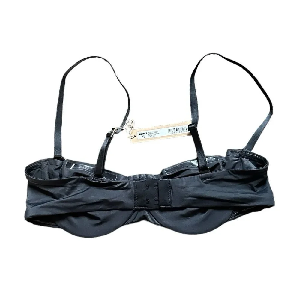 NWT SKIMS Smoothing Intimates Unlined Strapless Bra In Onyx Black Bra